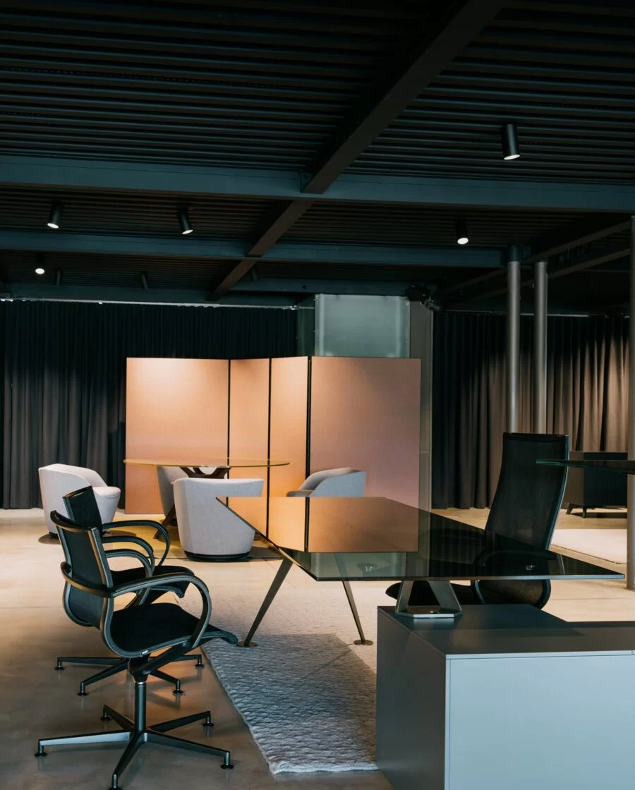 Showroom Mobilier de Bureau made in Italy - Frezza