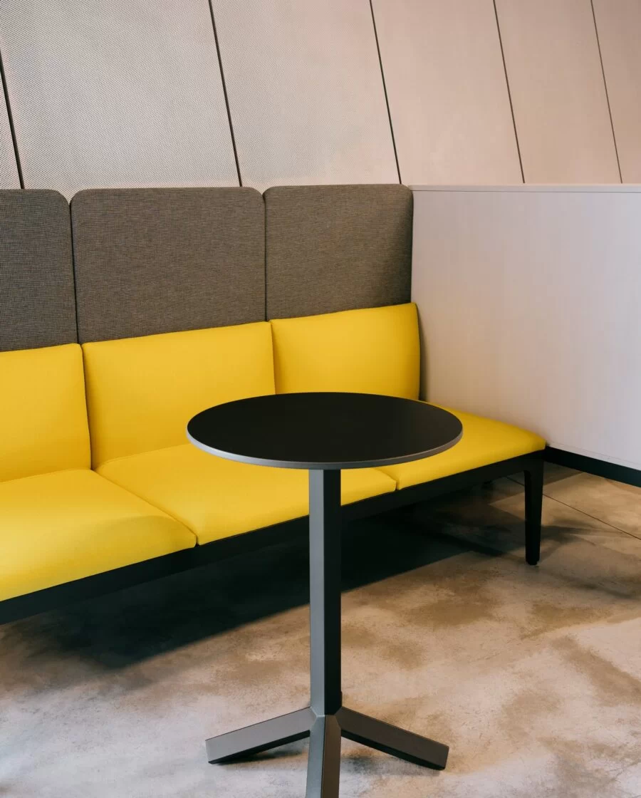 Showroom Mobilier de Bureau made in Italy - Frezza