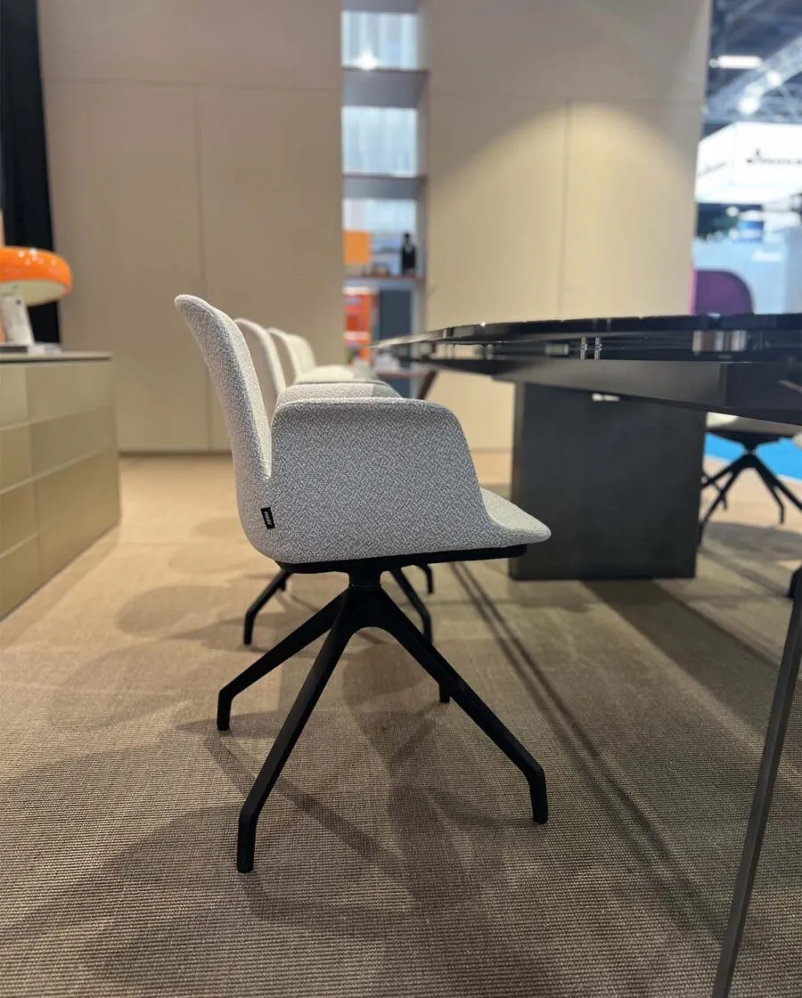 fiera workspace parigi stand-frezza fior di loto upholstered