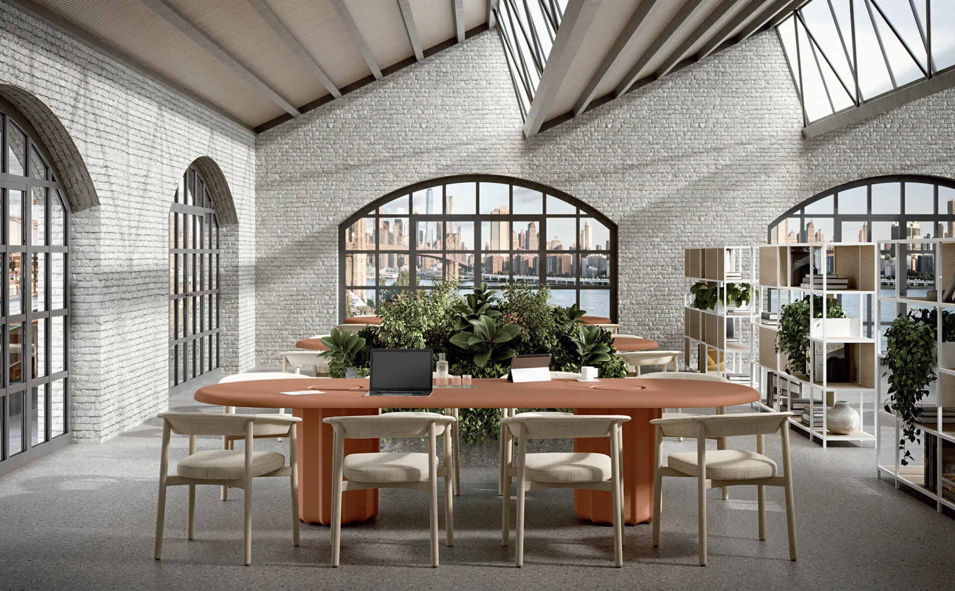 Lash chaise de design en bois chêne naturel avec assise crème autour d'une table ovale terracotta dans un loft contemporain avec arches en briques — design italien Sabree