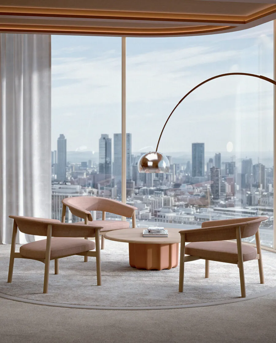 Lash chaise bois avec accoudoir en tissu rose terracotta dans un living contemporain avec vue panoramique sur la ville et lampe arc en cuivre — design italien Sabree