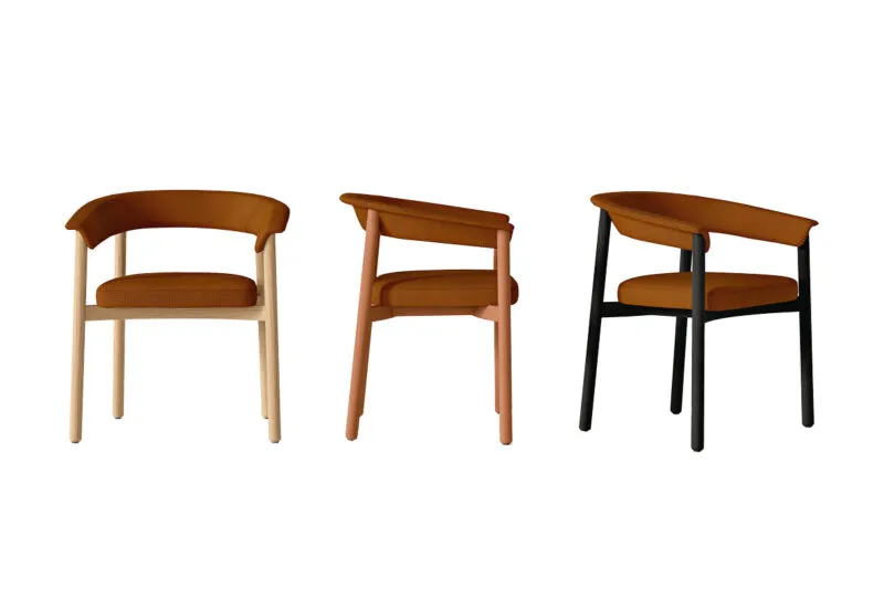 Lash chaise de design en bois cognac, trois vues avec base en chêne naturel et base noire — design italien Sabree