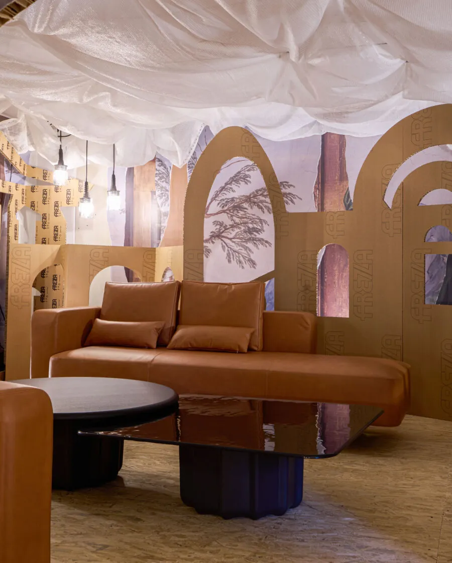 Frezza Milano Design Week 2026 Showroom San Babila - Sabree Chaise Longue Leather Sofa